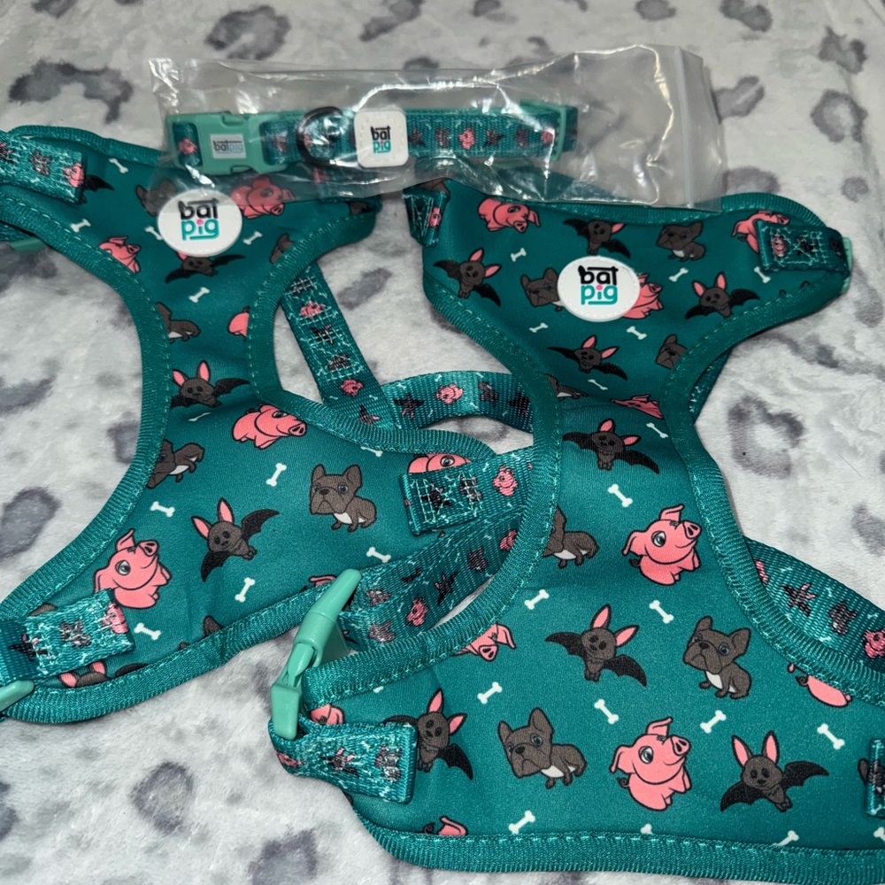 BatPig Matching Set - Picture 4 of 8